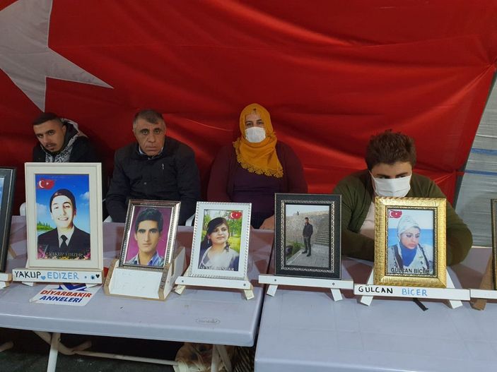 Kardeşi için nöbet tutan abla: PKK hasta kardeşime el koydu -4