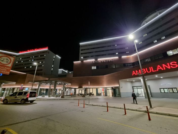 Adana'da kadınların kavgası kanlı bitti