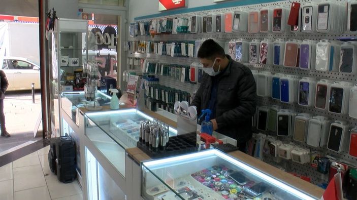 Bahçelievler'de cep telefonu hırsızlığı kamerada -4