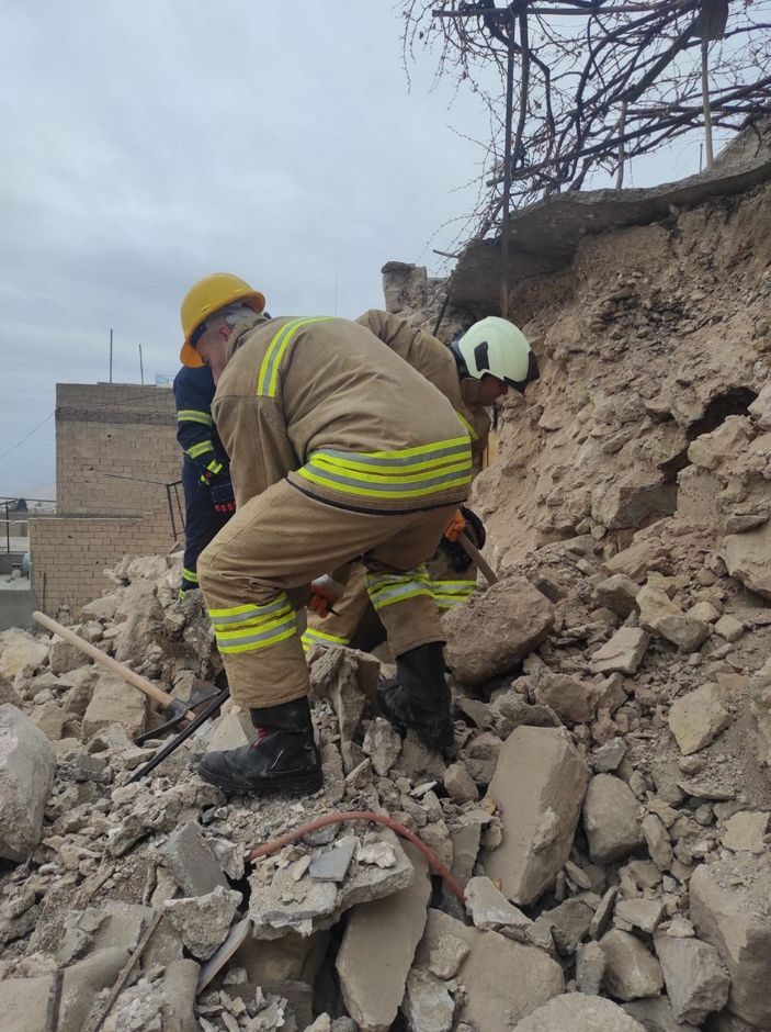Mardin'de tek katlı tarihi yapı çöktü -2