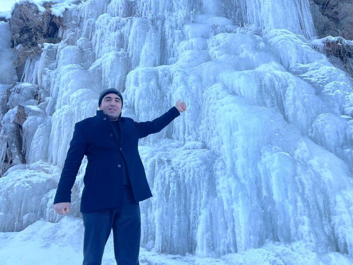 Muş’ta şelale ve dere buz tuttu -1