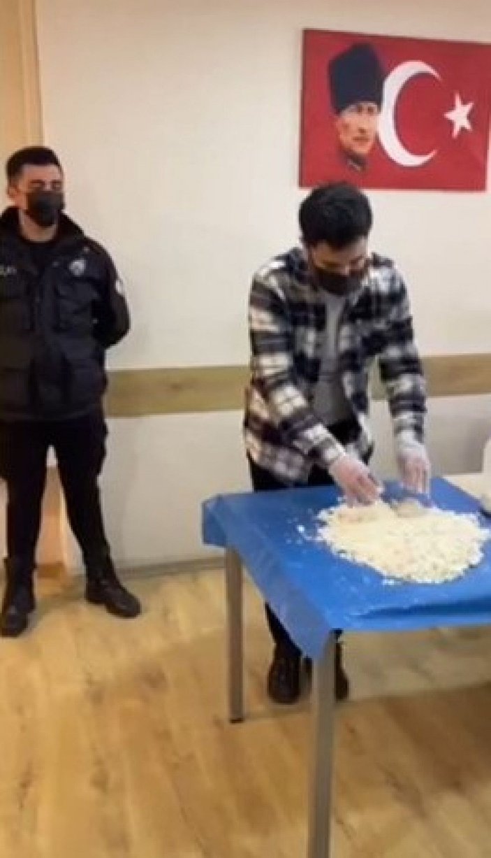  Otogarda peynir bidonuna gizlediği uyuşturucuyla yakalandı -1