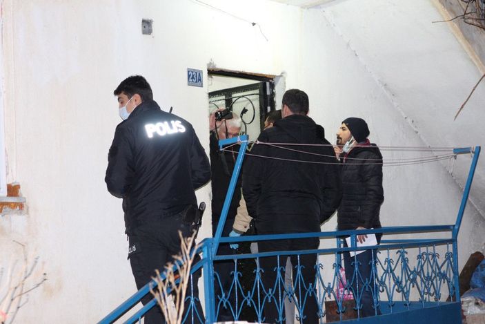 Alkollü eve gelen kocasını çıkan tartışmada bıçakla öldürdü -4