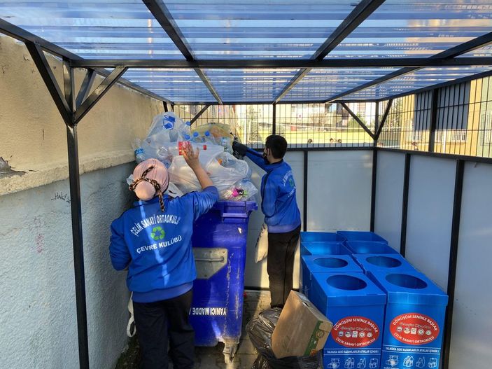 d Okulda geri dönüşüm atağı -2