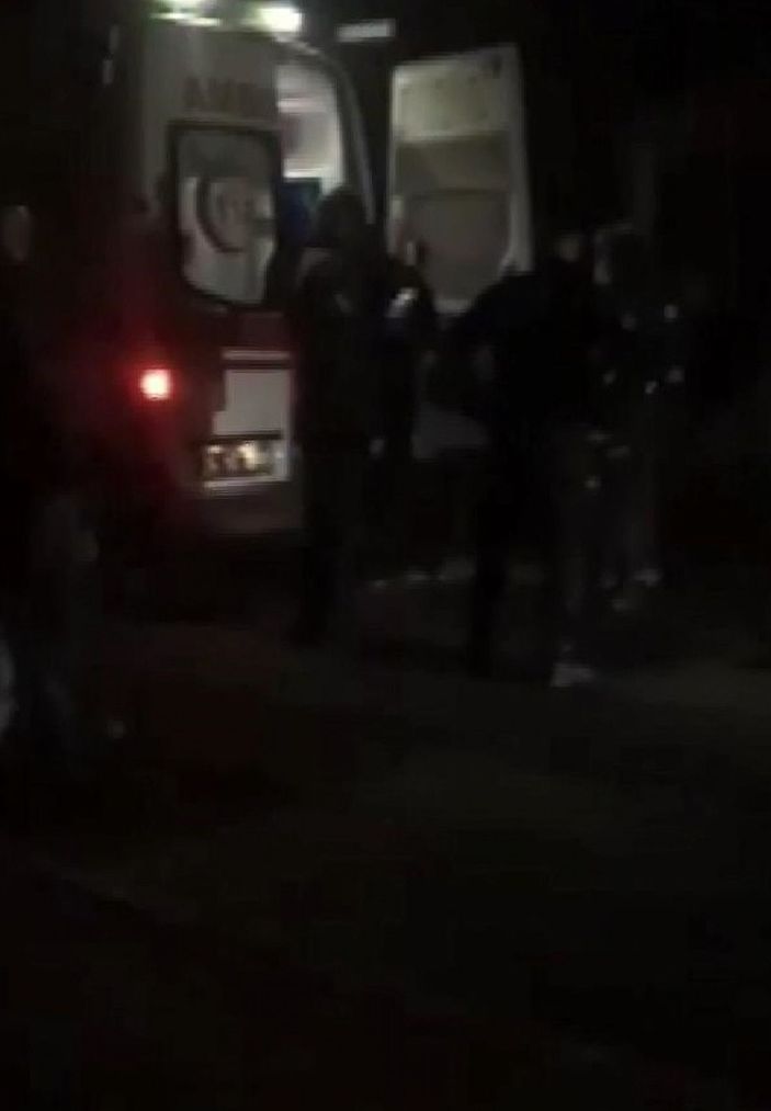 Güngören'de serbest bırakılan taciz şüphelisine evinin önünde dayak -2