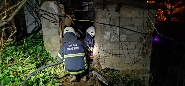 d Ordu'da televizyon ve radyo vericileri yandı, yayınlar kesildi -1