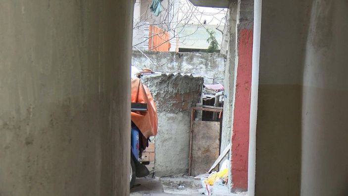 Avcılar'da çek çek arabalı hırsızlar kamerada -5