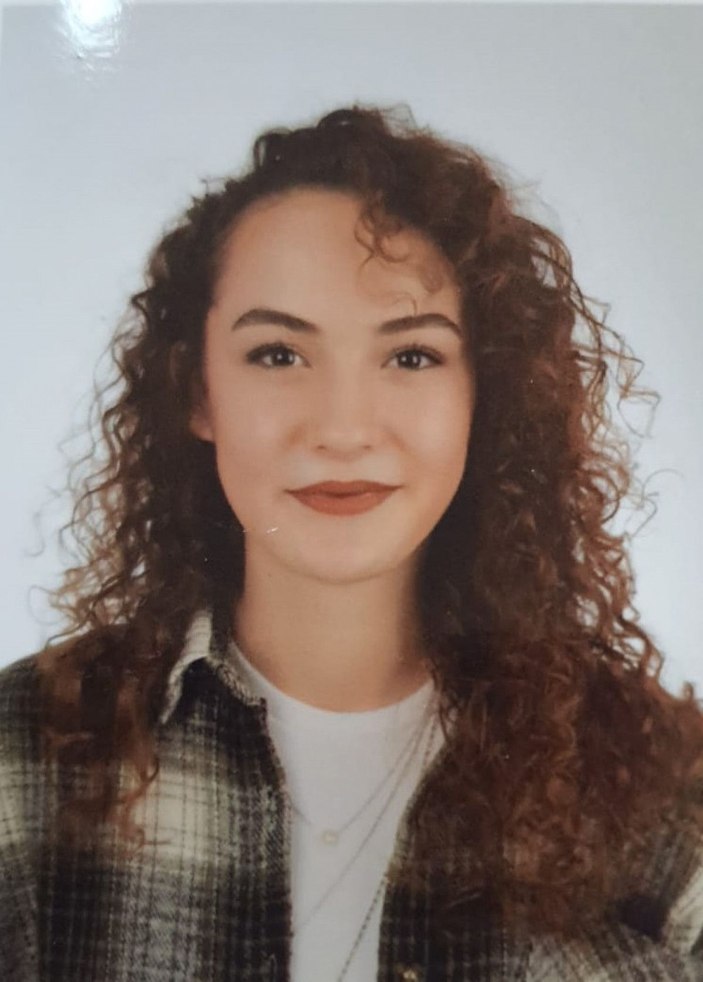 3'ü üniversiteli kız öğrenci 5 kişinin öldüğü kazada, hız kadranı 230’da takılı kalmış -2