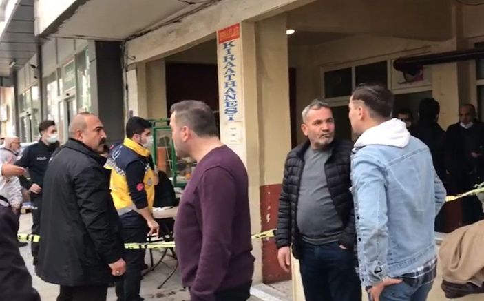 Husumetlisini bacaklarından bıçakladı -2