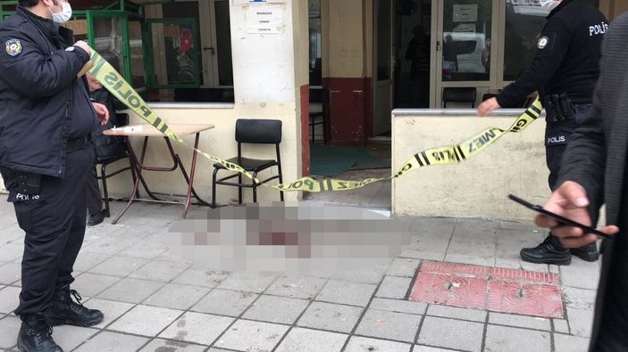 Husumetlisini bacaklarından bıçakladı -3