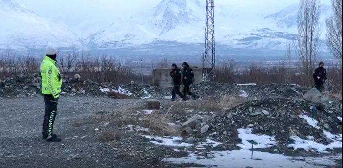 d Sokak köpeklerinin saldırısına uğrayan çocuk yaralandı -2