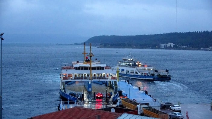 Çanakkale'de tüm feribot seferleri iptal -1