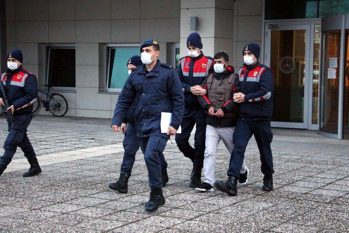Tartıştığı mesai arkadaşını bıçaklayarak öldürdü -1