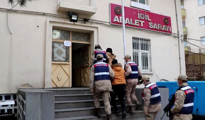500 bin TL değerindeki altını çalan şüphelileri JASAT yakaladı -1