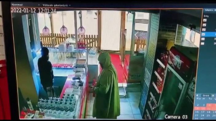 Arnavutköy'de çiğ köfteciye kurşun yağdırdı, o anlar kamerada  -1