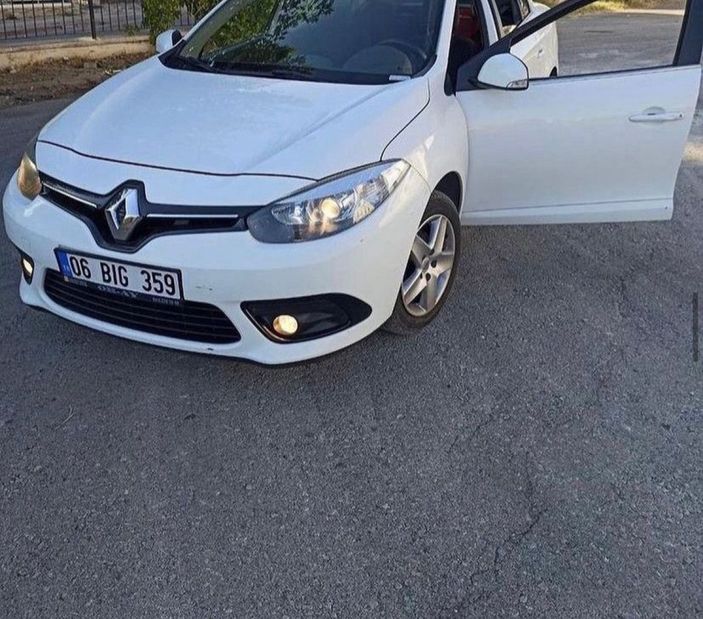 d İçinde çocuk bulunan otomobili çalan şüpheli yakalandı -2