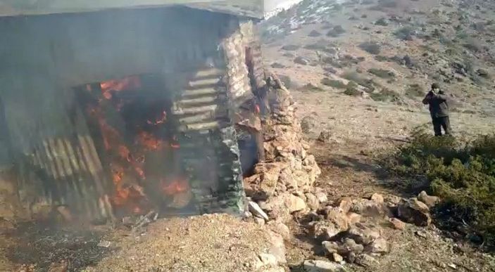 Kaçak av için yapılan kulübe yakılarak imha edildi -4