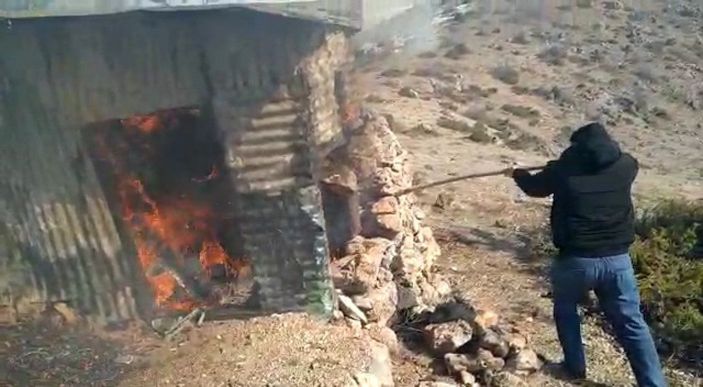 Kaçak av için yapılan kulübe yakılarak imha edildi -3
