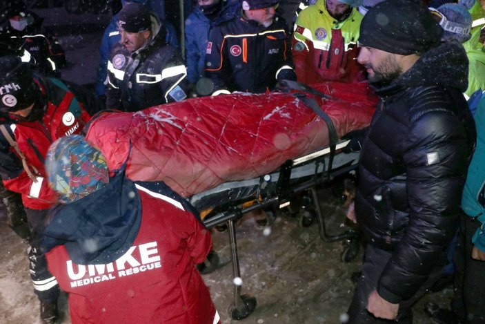 Erciyes'te kar kütlesi altında kalan Kanadalı kayakçı hayatını kaybetti (EK FOTOĞRAFLAR) -4