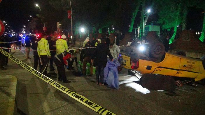 Şanlıurfa'da taksi takla attı: 1 ölü 6 yaralı