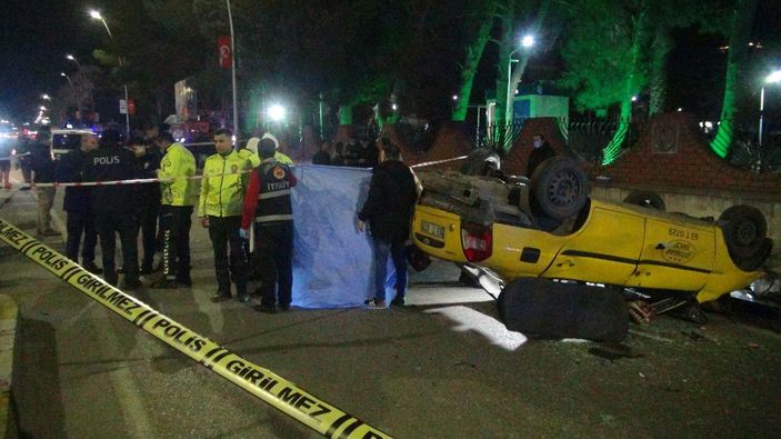 Şanlıurfa'da taksi takla attı: 1 ölü 6 yaralı
