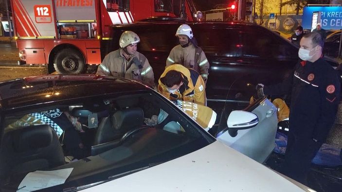 Şişli'de hatalı dönüş kazası: 5 yaralı
