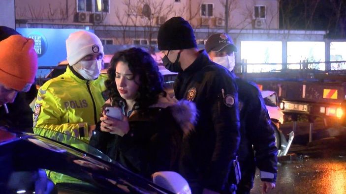Şişli'de hatalı dönüş kazası: 5 yaralı