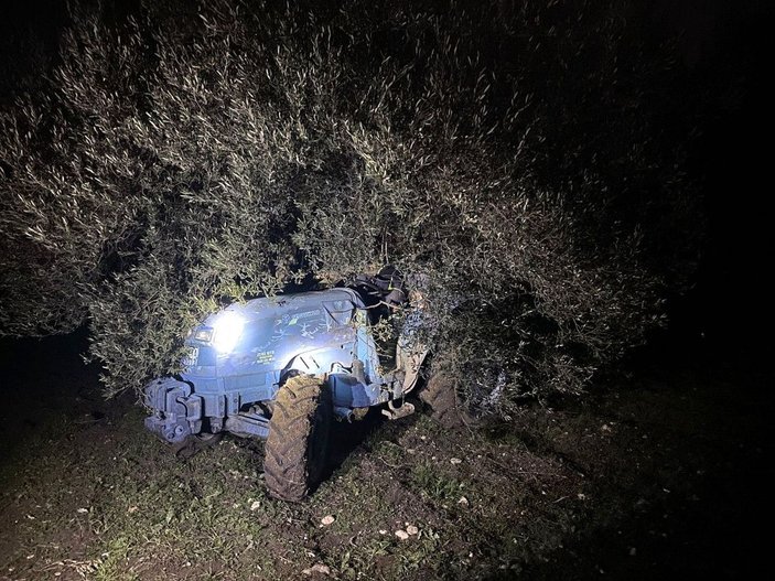 Traktör ile ağaç arasına sıkışan çiftçi hayatını kaybetti  -2