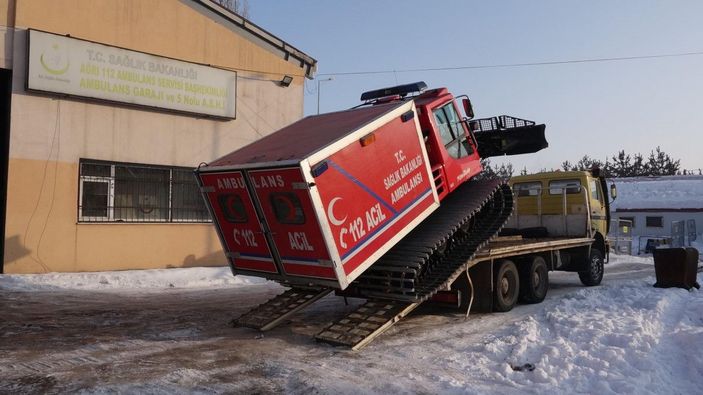2 bin 812 rakımlı köyde hastalanan İslam bebek için seferber oldular  -3