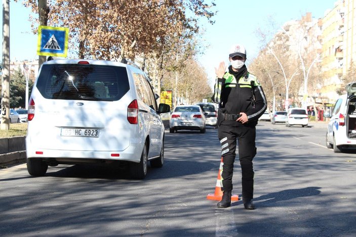 İkiz çocuk annesi Dilek, Diyarbakır'ın tek kadın ‘Motosikletli Şahin’ polisi -9