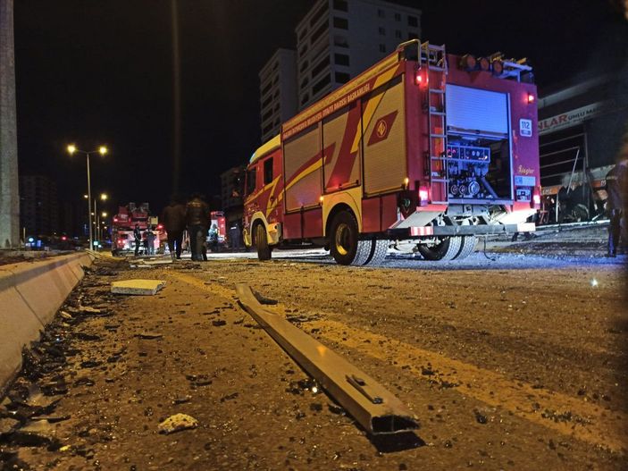Oto lastikçide patlama sonrası yangın; 1 kişi yaralandı, 3 iş yeri hasar gördü -10