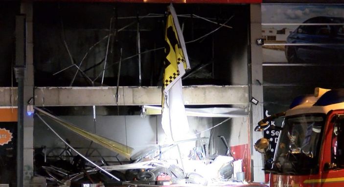 Oto lastikçide patlama sonrası yangın; 1 kişi yaralandı, 3 iş yeri hasar gördü -5