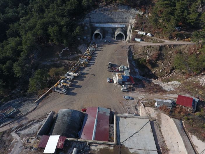 Kaz Dağları'ndan geçişi 7 dakikaya düşürecek tünelde sona gelindi -2