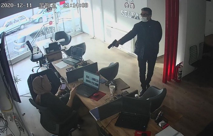 Silah elinde gelmiş, 'Öldürmek istemedim' diye kendini savundu -1