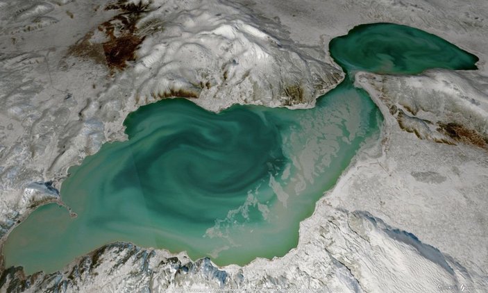 Eğirdir Gölü'nün uydu görüntülerinde buz tutmaya başladığı görüldü -1