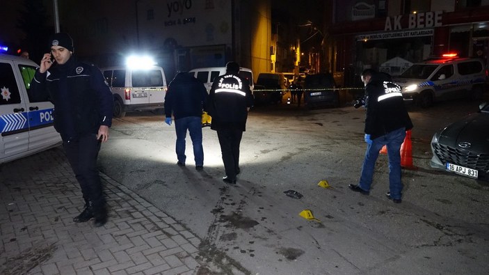 Bursa'da gece kulübünde silahlı kavga; 2 kardeş yaralı -7