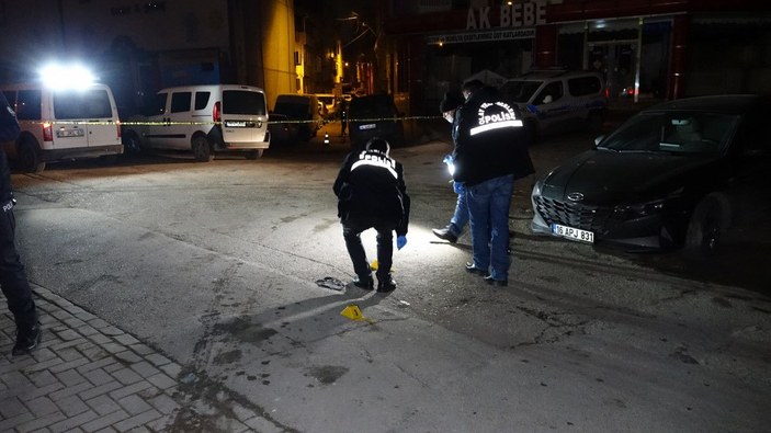 Bursa'da gece kulübünde silahlı kavga; 2 kardeş yaralı -10