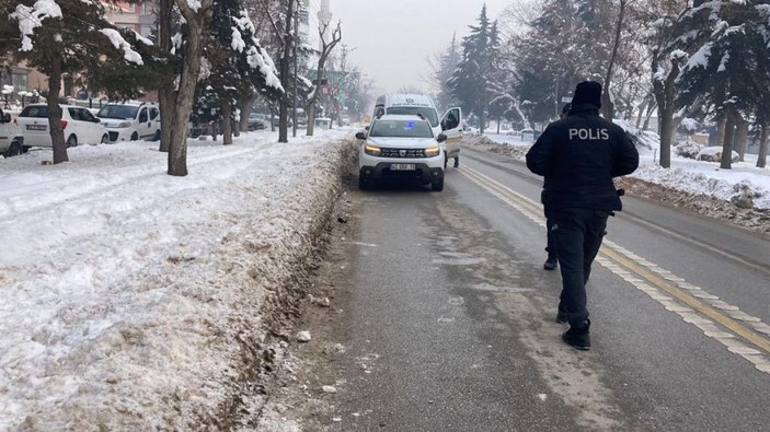 Araç çarptı, belediye otobüsüyle hastaneye götürülürken öldü -4