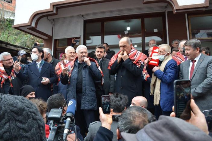 Binali Yıldırım, 'kuşdili' ise seslendi -3