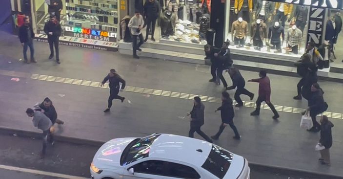 Diyarbakır'da kadınlı erkekli kavga cep telefonu kamerasına yansıdı -4