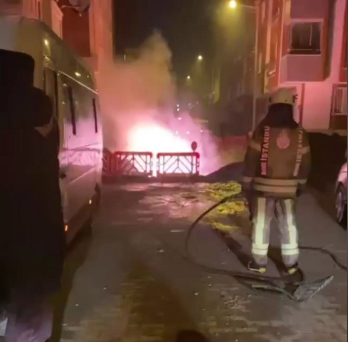  Sultangazi'de mahalleliyi sokağa döken patlama  -5