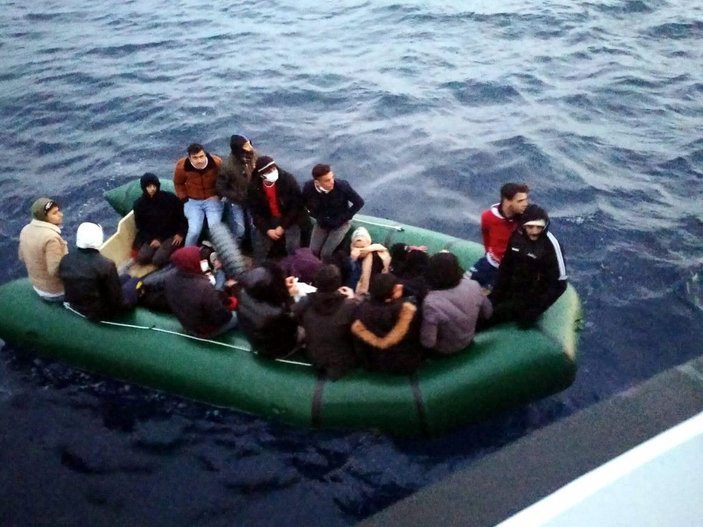 Bodrum açıklarında 37 kaçak göçmen kurtarıldı -2