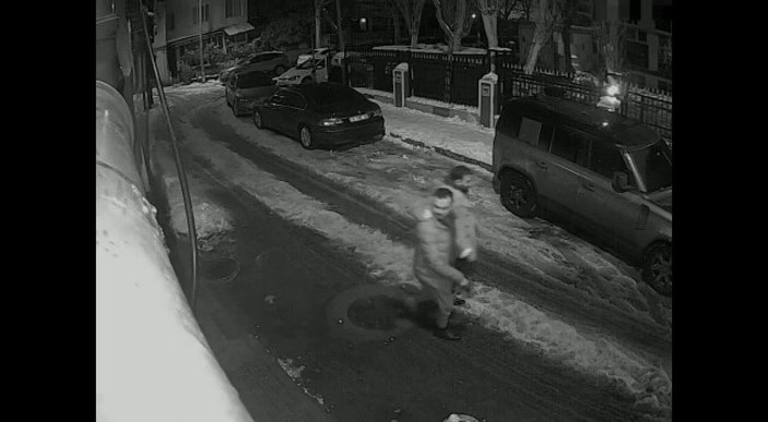 Şafak Mahmutyazıcıoğlu'na saldırı sonrası saldırganların kaçış anı -1