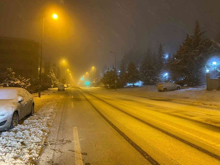 Ankara’da kar yağışı