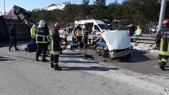 Askeri birliğine teslim olmaya giderken kazada öldü -5