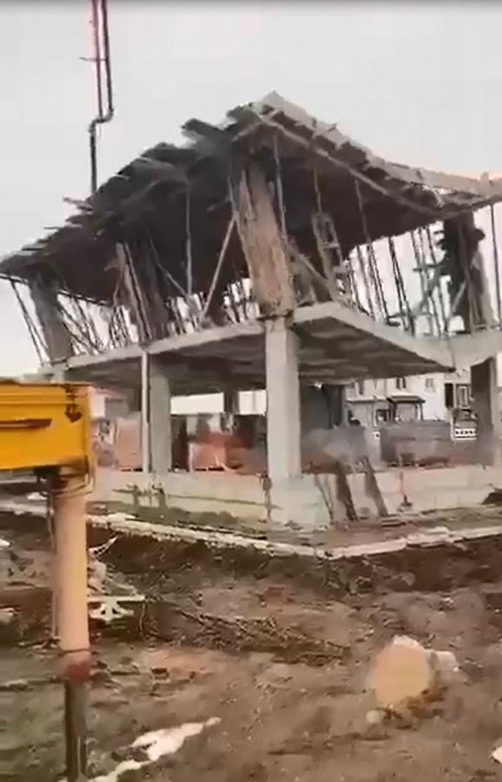 İnşaat halindeki bina, beton dökümü için hazırlık yapılırken çöktü -1