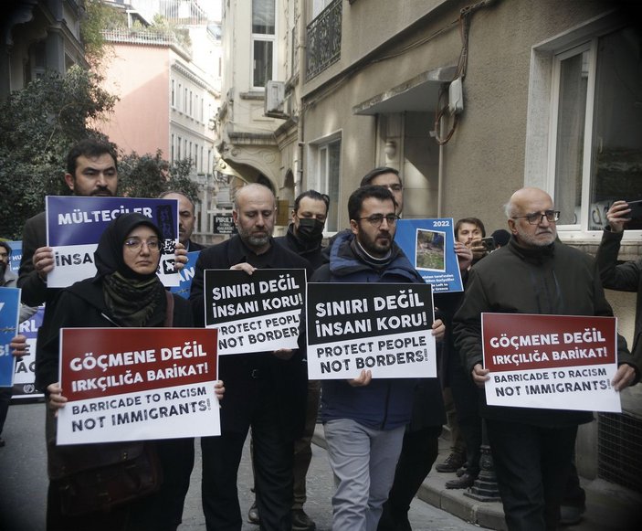 Yunanistan Konsolosluğu önünde mülteci ölümleri protestosu -2