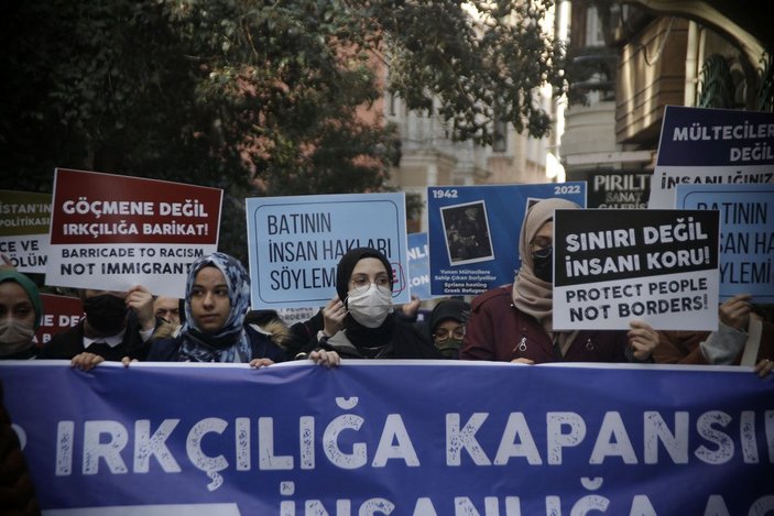 Yunanistan Konsolosluğu önünde mülteci ölümleri protestosu -6