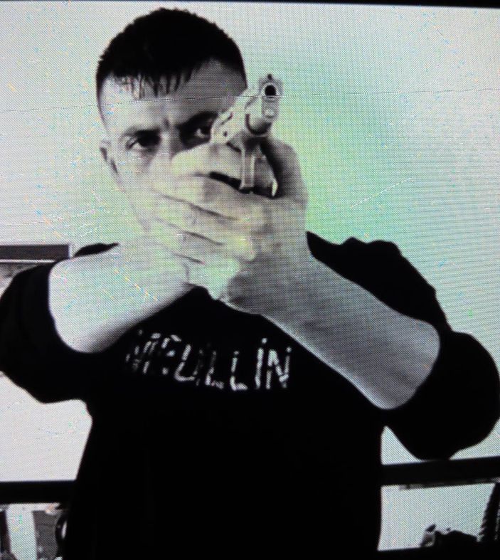 Kızının annesine 5 kurşun sıktı, 'Kendimi savundum' dedi -1