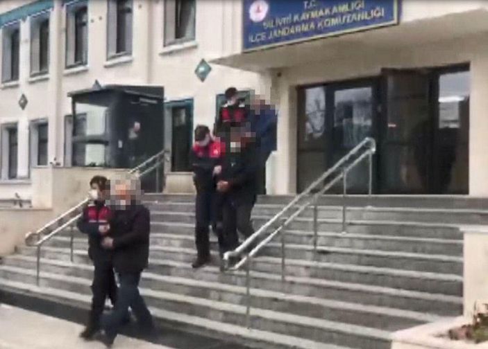 İstanbul'da tefecilere operasyon kamerada -1